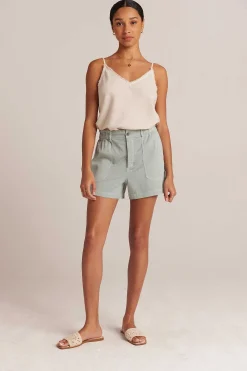 Callie Ruffle Short - Oase Groen>Bella Dahl Outlet