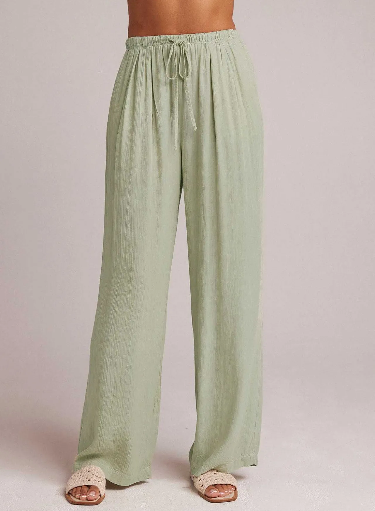 Gemakkelijk Geplooide Broek Met Wijde Pijpen - Coastal Sage>Bella Dahl Cheap