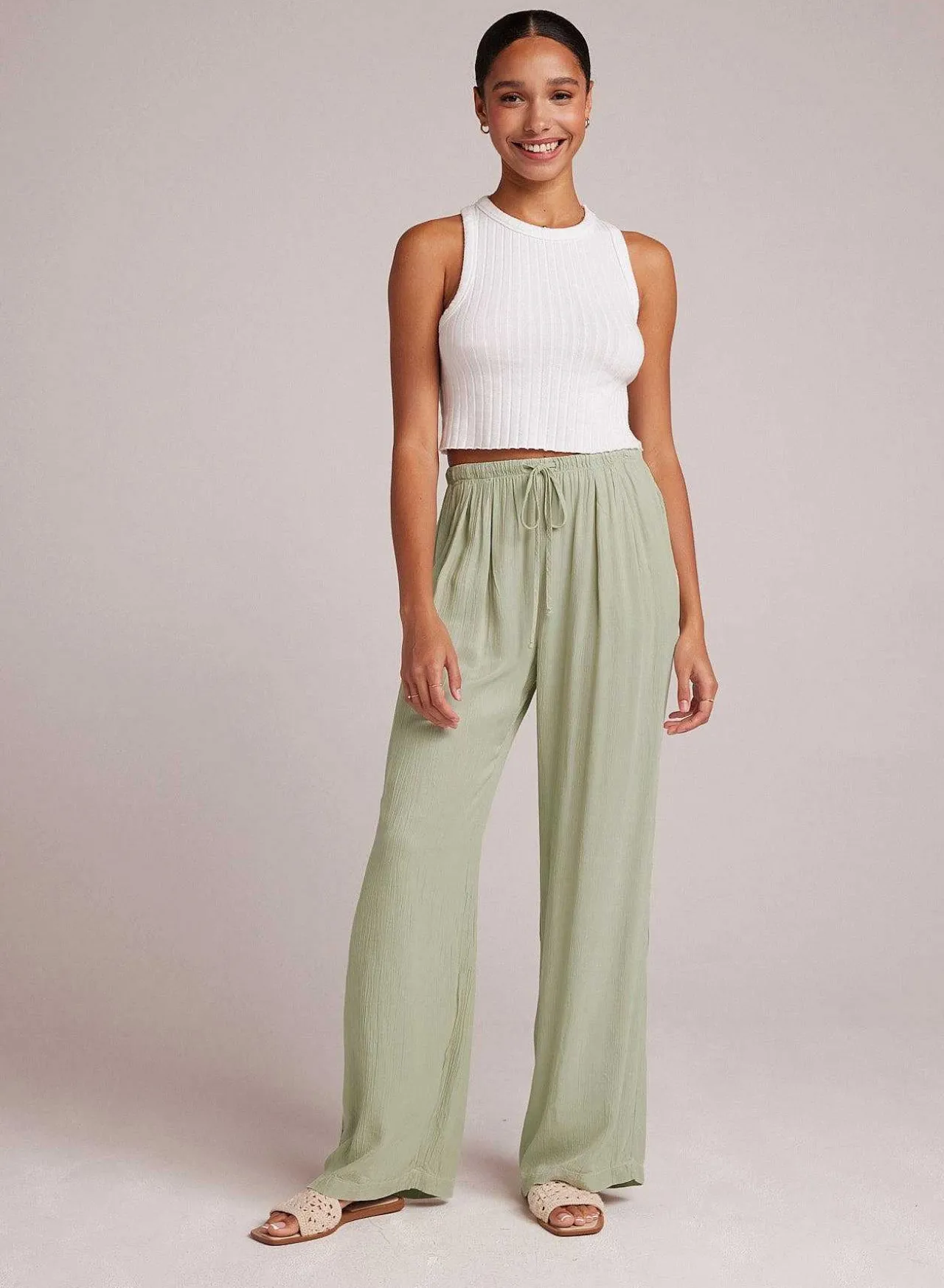 Gemakkelijk Geplooide Broek Met Wijde Pijpen - Coastal Sage>Bella Dahl Cheap