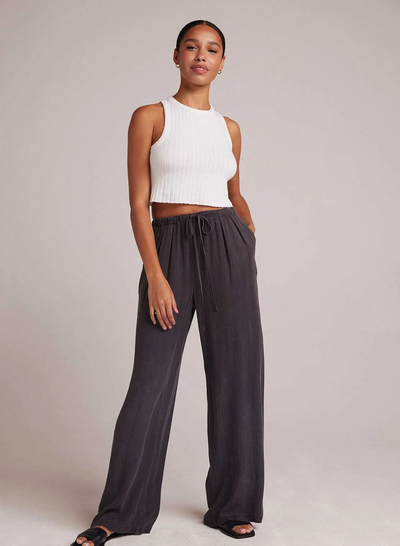 Gemakkelijk Geplooide Broek Met Wijde Pijpen - Leisteenhoutskool>Bella Dahl Cheap