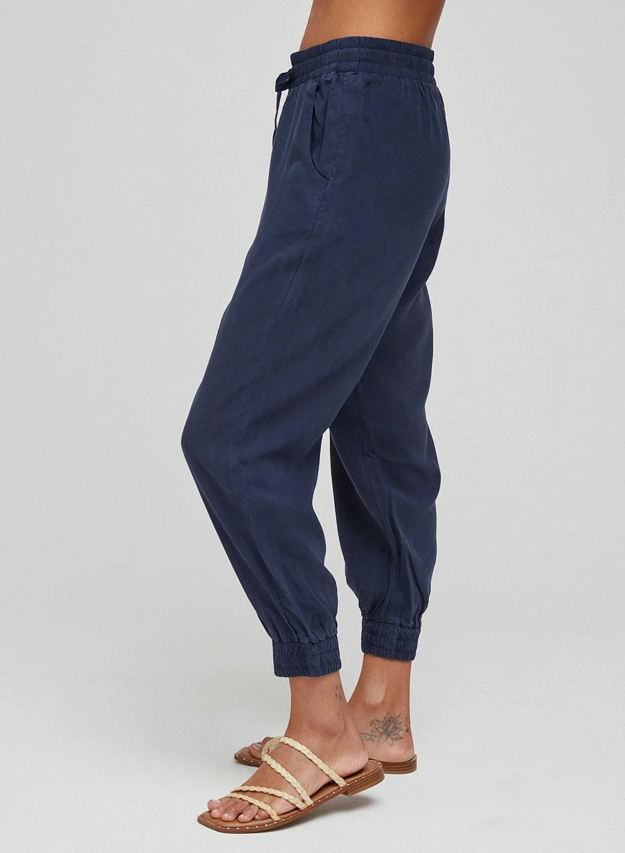 Gemakkelijke Joggingbroek Met Trekkoord - Eindeloze Zee>Bella Dahl Best Sale