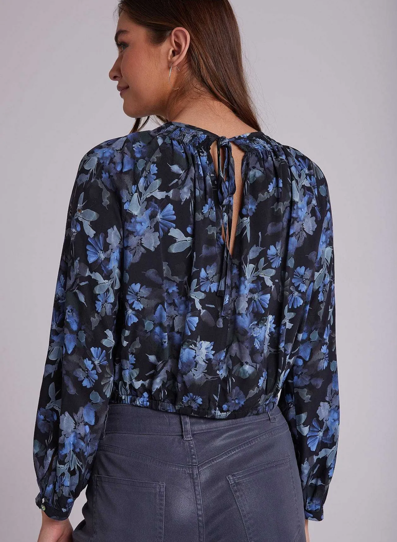 Gesmokte Top Met Gebloemde Achterkant En Matte Bloemenprint>Bella Dahl Best