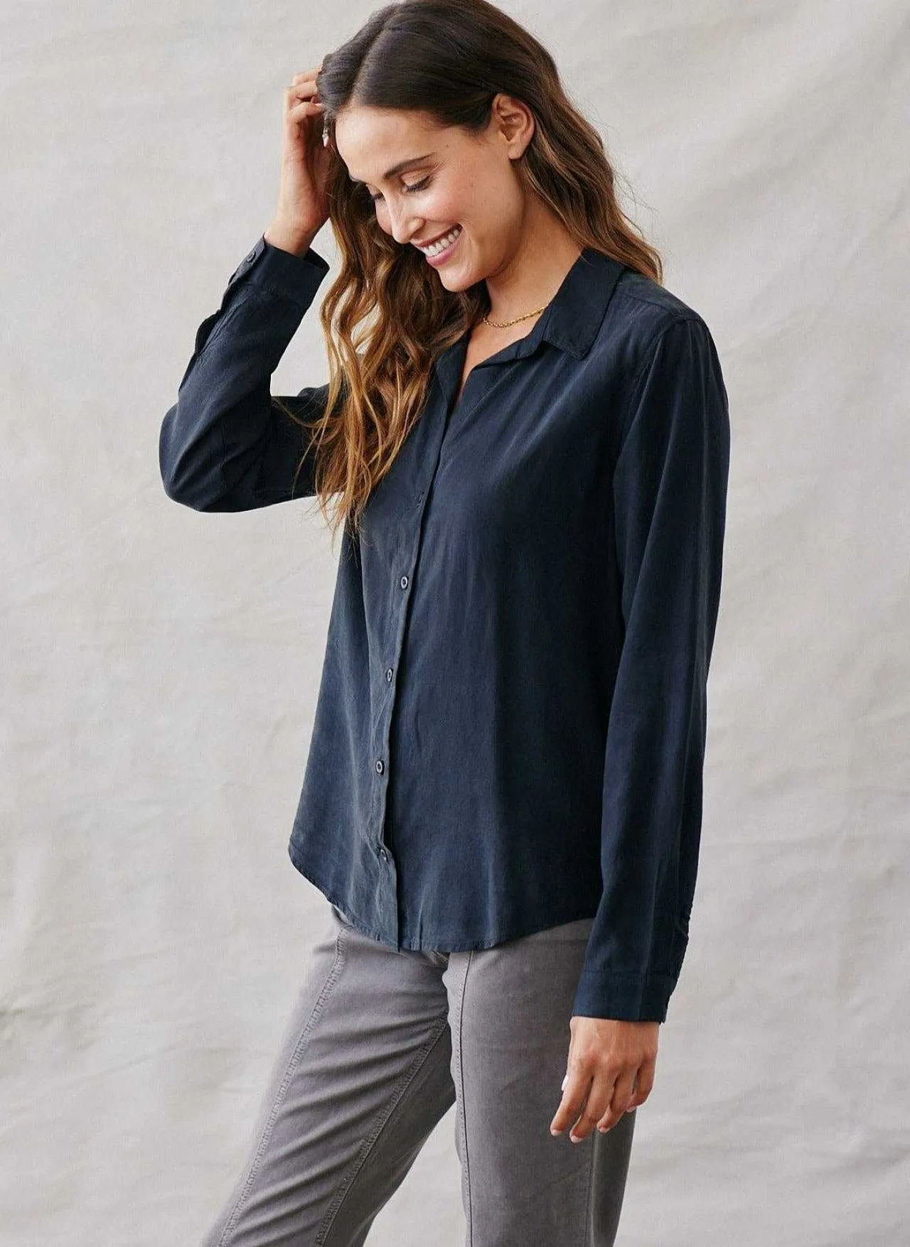 Klassieke Button-Down Met Lange Mouwen - Vintage Zwart>Bella Dahl Store
