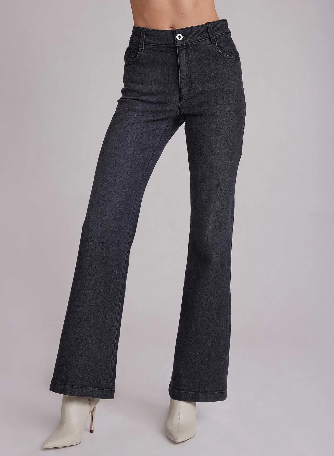 Milla Vintage Flare Jean - Zilverkleurige Stalen Wassing>Bella Dahl Store