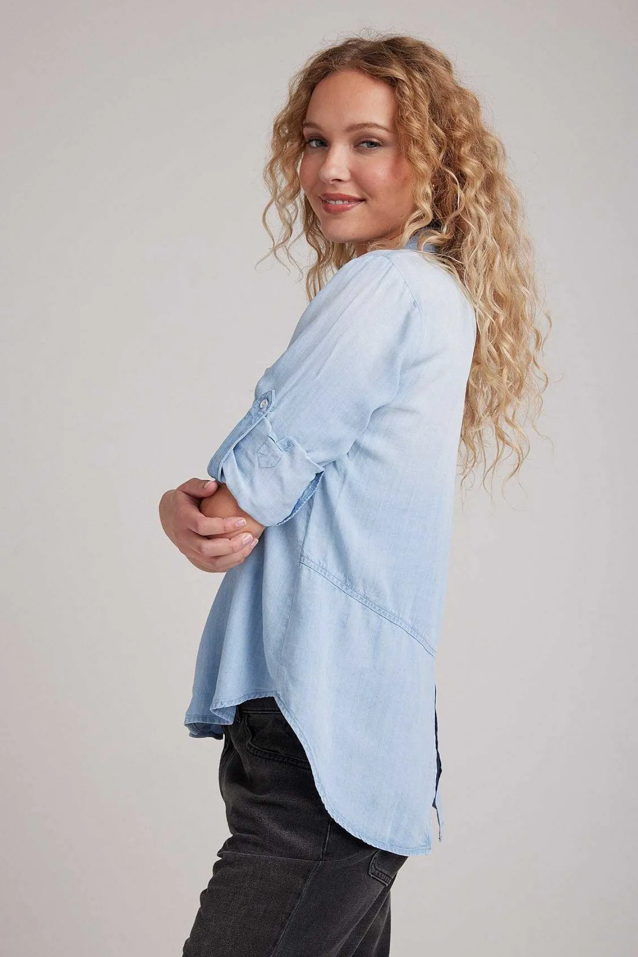 Split Achteraan, Knop Omlaag - Sunbleach Wash>Bella Dahl Discount