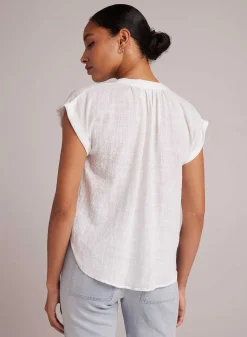 Top Met Korte Knoopsluiting En Kapmouwen - Wit><noscript><img width=