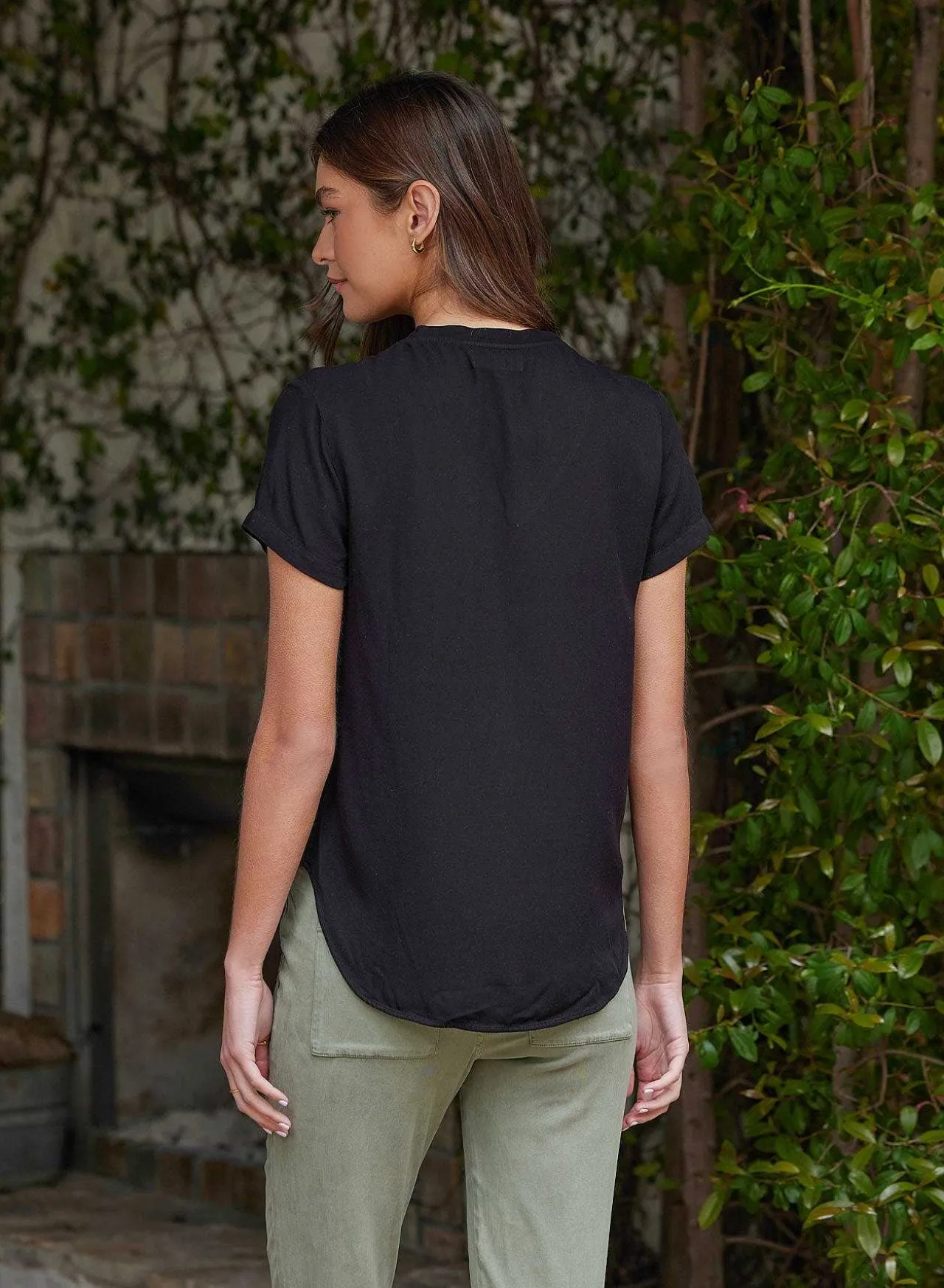 T-Shirt Met V-Hals - Vintage Zwart>Bella Dahl Flash Sale