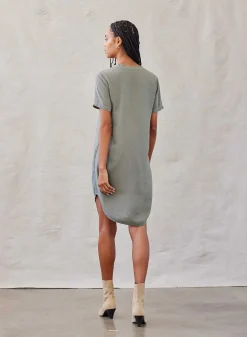 T-Shirtjurk Met V-Hals - Zacht Leger>Bella Dahl Fashion